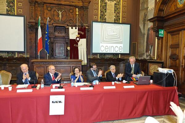 Universidad de Macerata, nombramiento profesor honorario Agustn Escolano