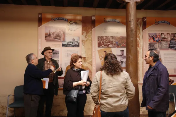 Coloquio sobre la Evolución en la Escuela con Eudald Carbonell, Proyecto Atapuerca, Burgos