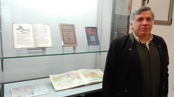 Javier Nicolás, documentalista